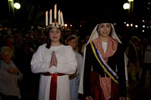 Lucía Sueca y Canaria en el Templo Ecuménico en Playa del Inglés
