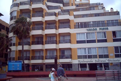 Apartamentos Colón Playa