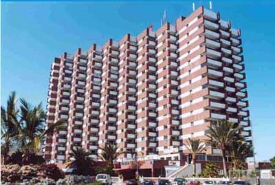 Apartamentos Corona Roja