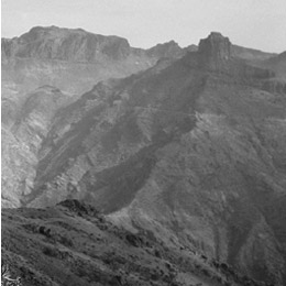 Vyer från utsiktsplatsen Degollada de Becerra