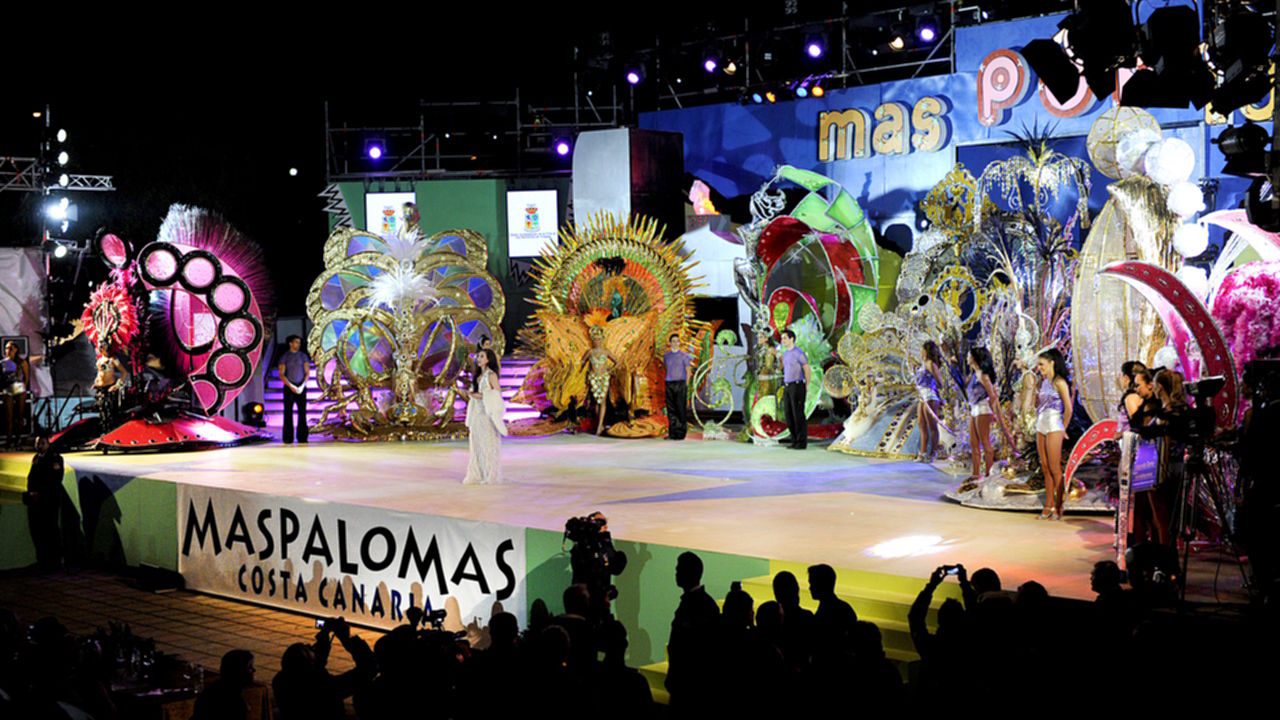 Escenario del Carnaval Internacional de Maspalomas, en una edición anterior del evento Escenario del Carnaval Internacional de Maspalomas, en una edición anterior del evento