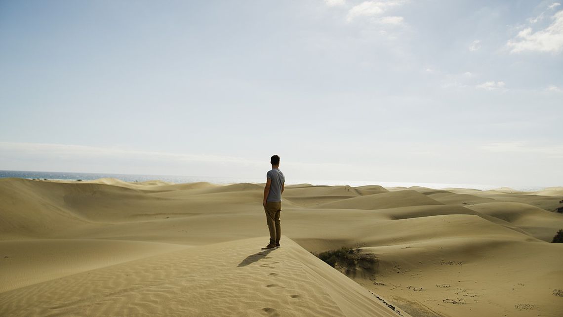 Javier Fernández, patinador español, en las Dunas de Maspalomas