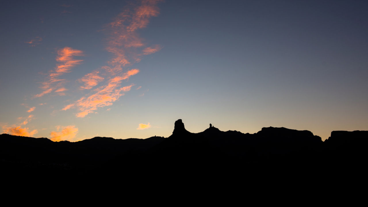 Amanece junto al Roque Bentayga y Roque Nublo