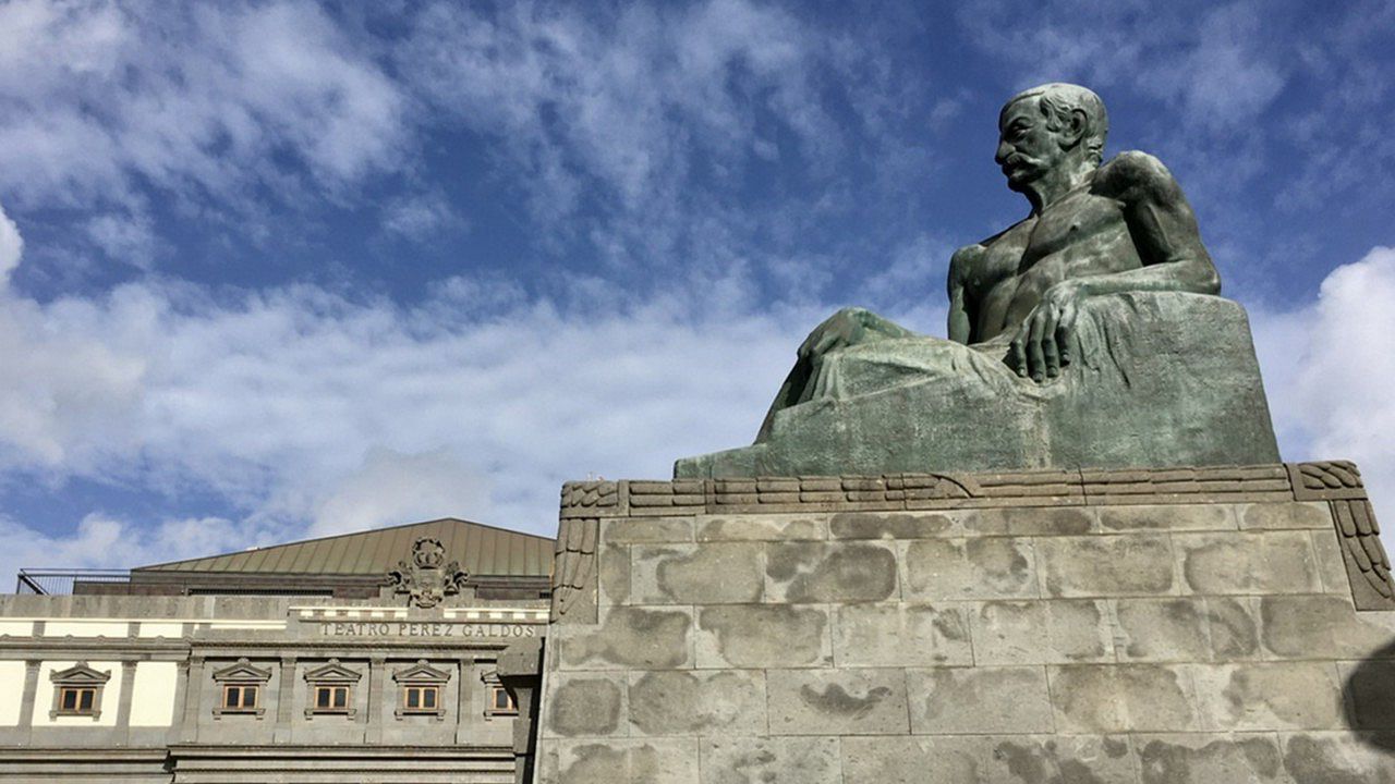 Escultura y Teatro Pérez Galdós