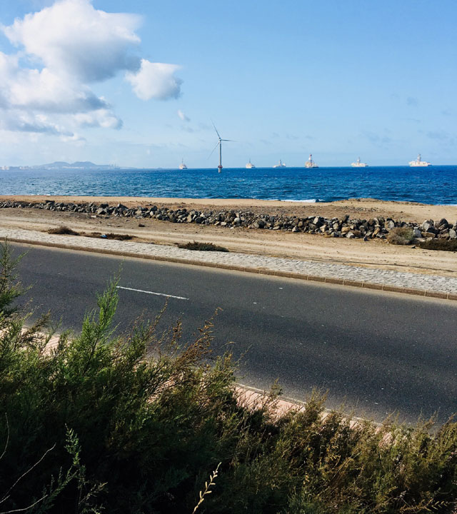 Aerogenerador en la Costa de Jinámar