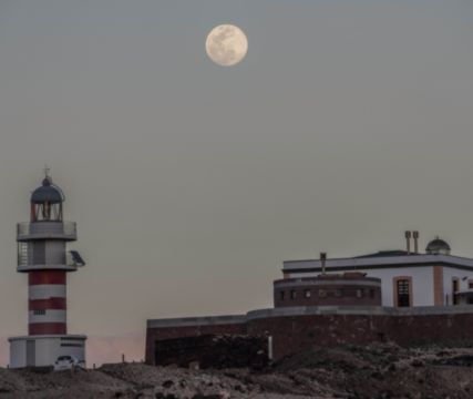 Arinaga Lighthouse