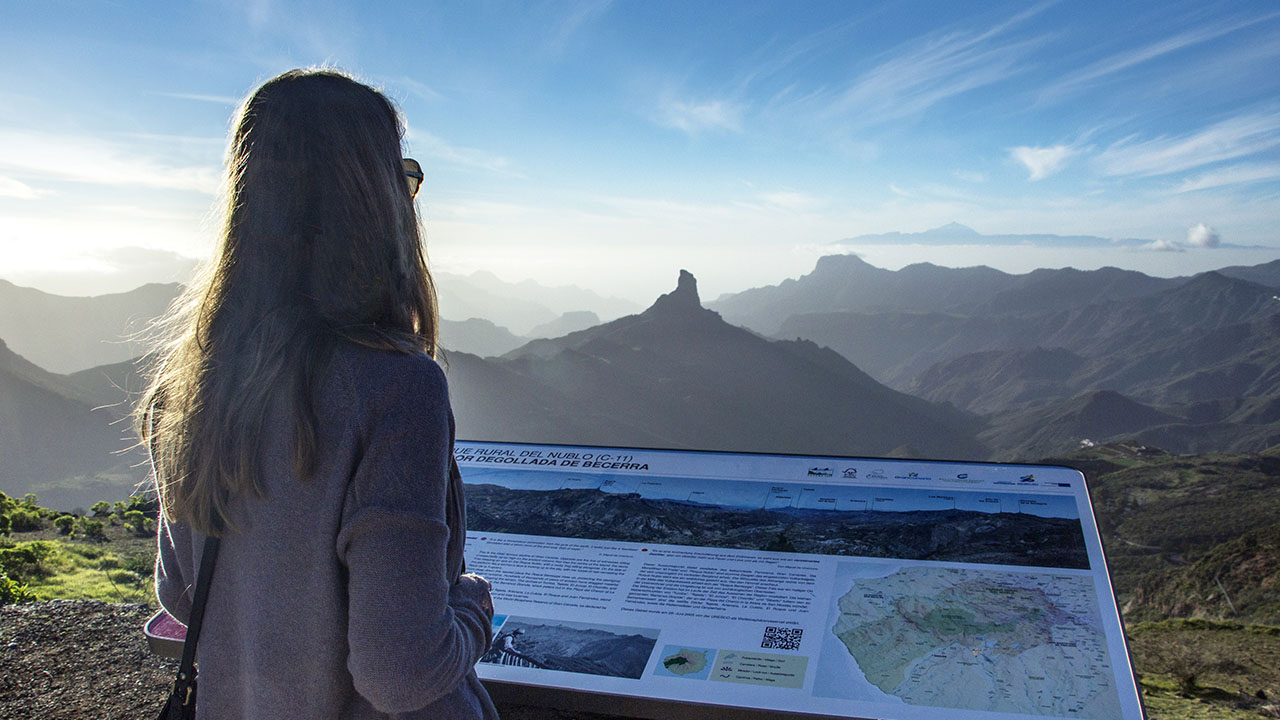 Roque Bentayga visto desdel Mirador Degollada d