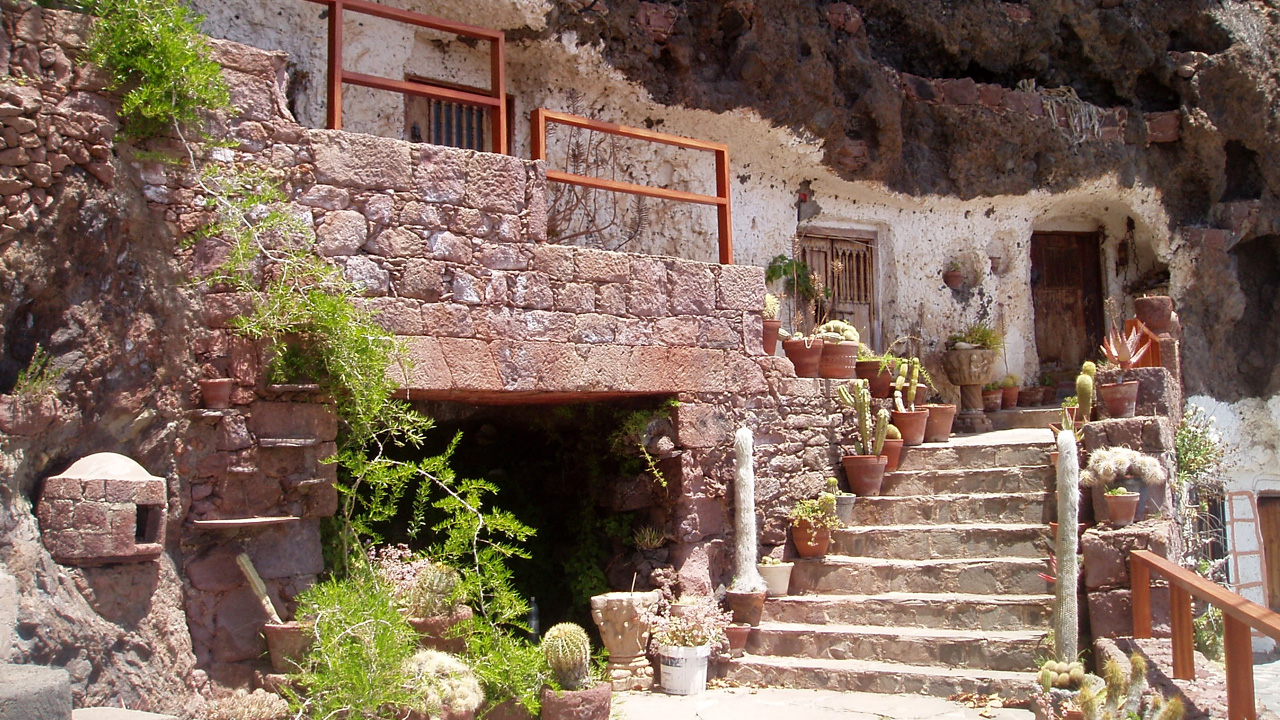 The outside of a House Cave in the municipality of Artenara
