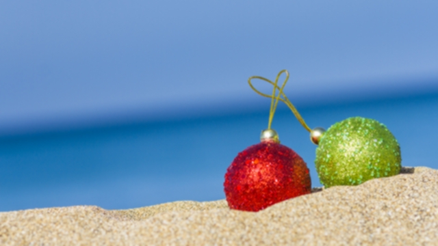 Detalle de la Navidad en la playa