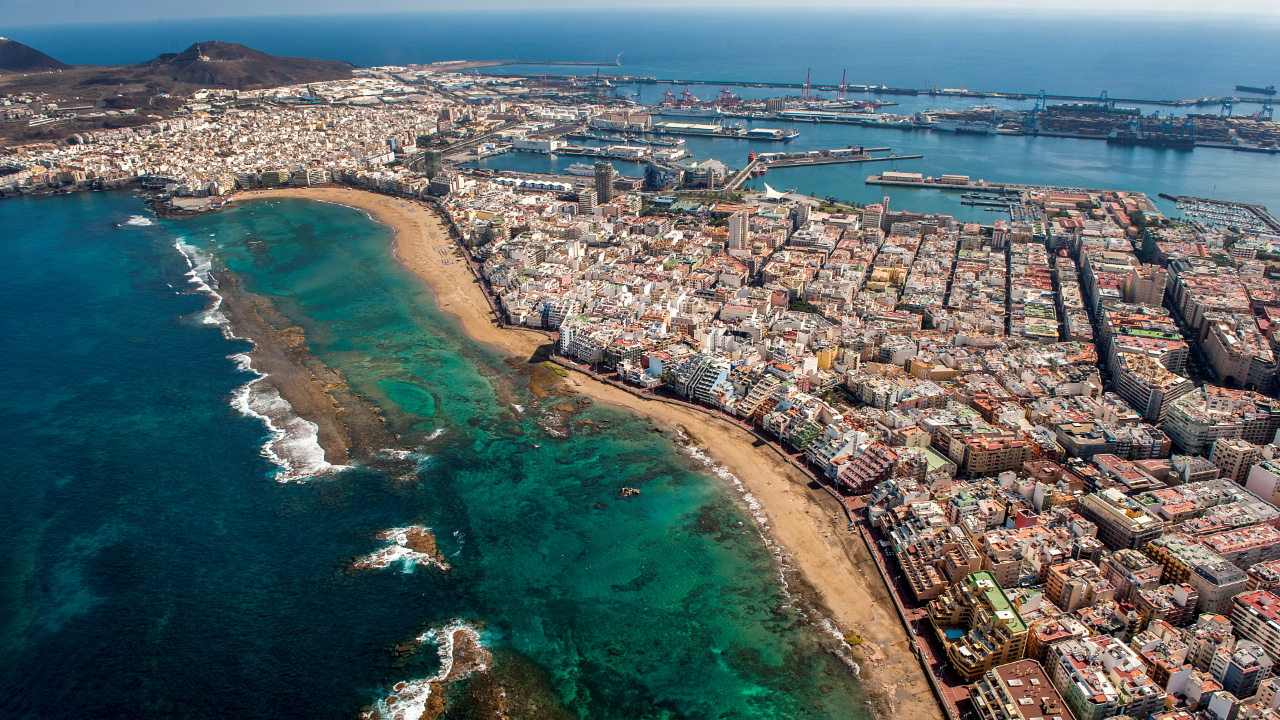 Aerial views over Las Canteras beach, in the city of Las Palmas de Gran Canaria