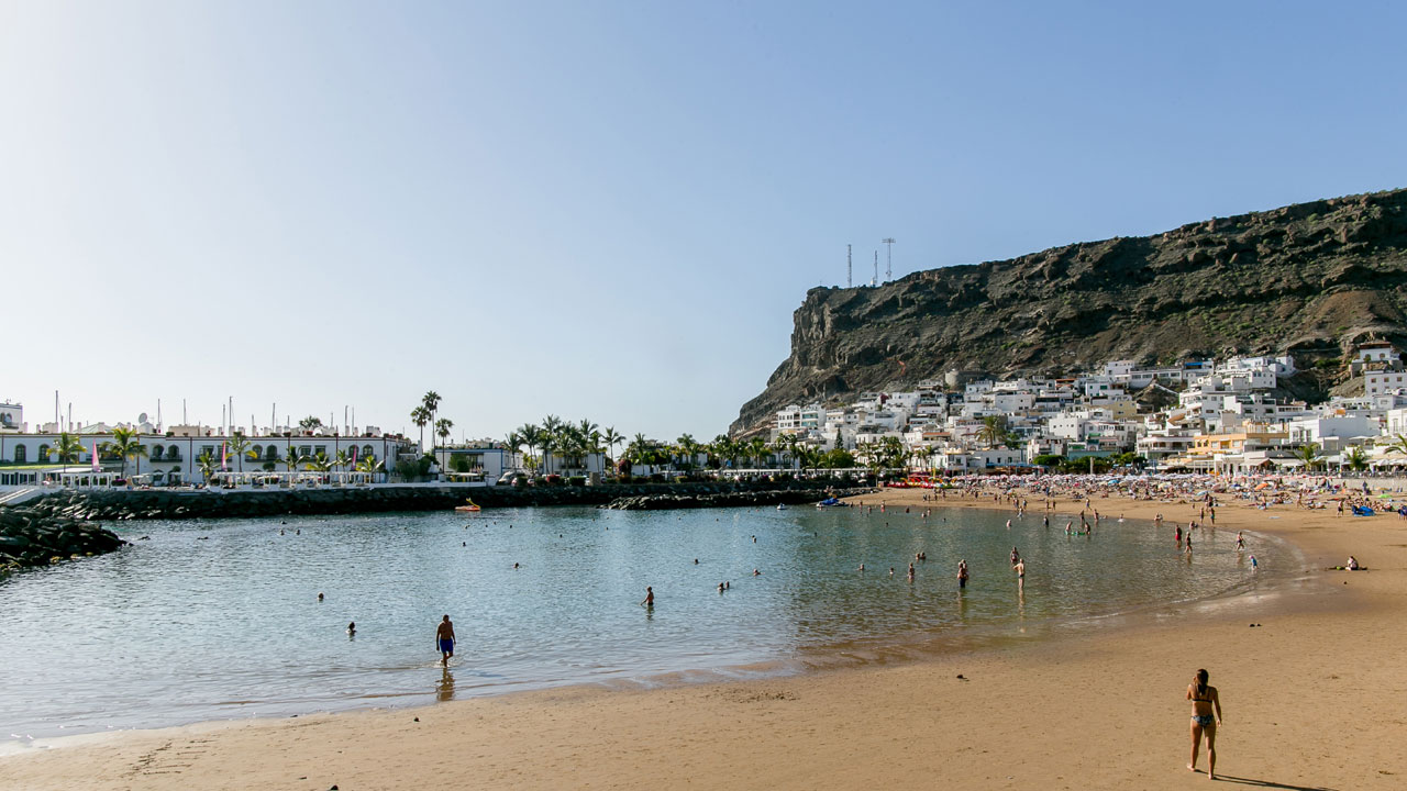 Playa Puerto de Mogán, en Gran Canaria. Fotografía de Radisson Blu Resort & Spa, Gran Canaria Mogán