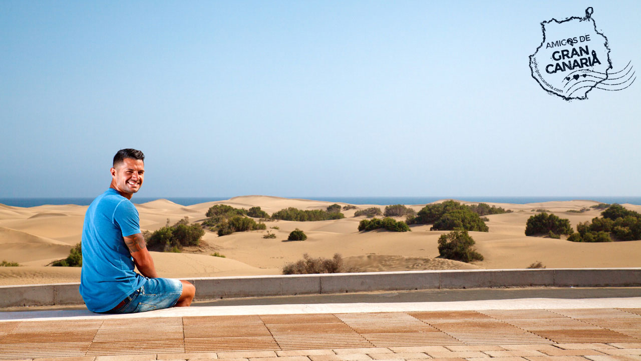 Vitolo en el Mirador de las Dunas de Maspalomas en Gran Canaria