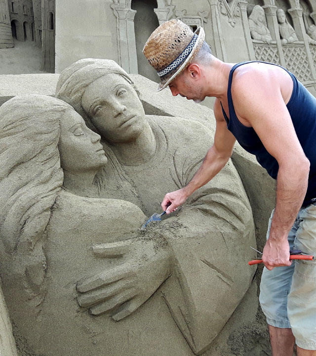 Sand Nativity (Belén de Arena), Las Canteras Beach