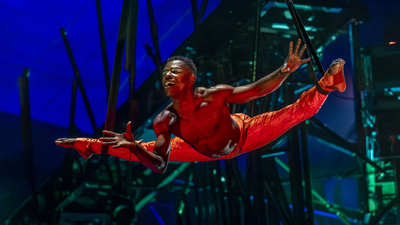 Image du show BAZZAR du Cirque du Soleil. Photo de : Cirque du Soleil