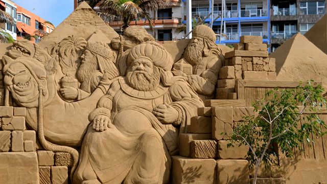 Detailansicht der Sandkrippe am Strand von Las Canteras