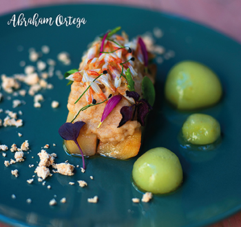 Papegojfisk med krämig textur med konfiterad potatis, Räksnö och Äppelklot gjorda på Valleseco-äpplen