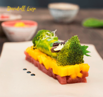 Tartar vom roten Thunfisch, Mango und Avocado aus Mogán