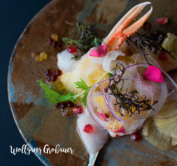 Ceviche vom kanarischen Wrackbarsch mit Ananas aus Gáldar und Kaiserhummer