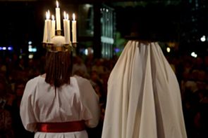 Lucía Sueca y Canaria en el Templo Ecuménico en Playa del Inglés