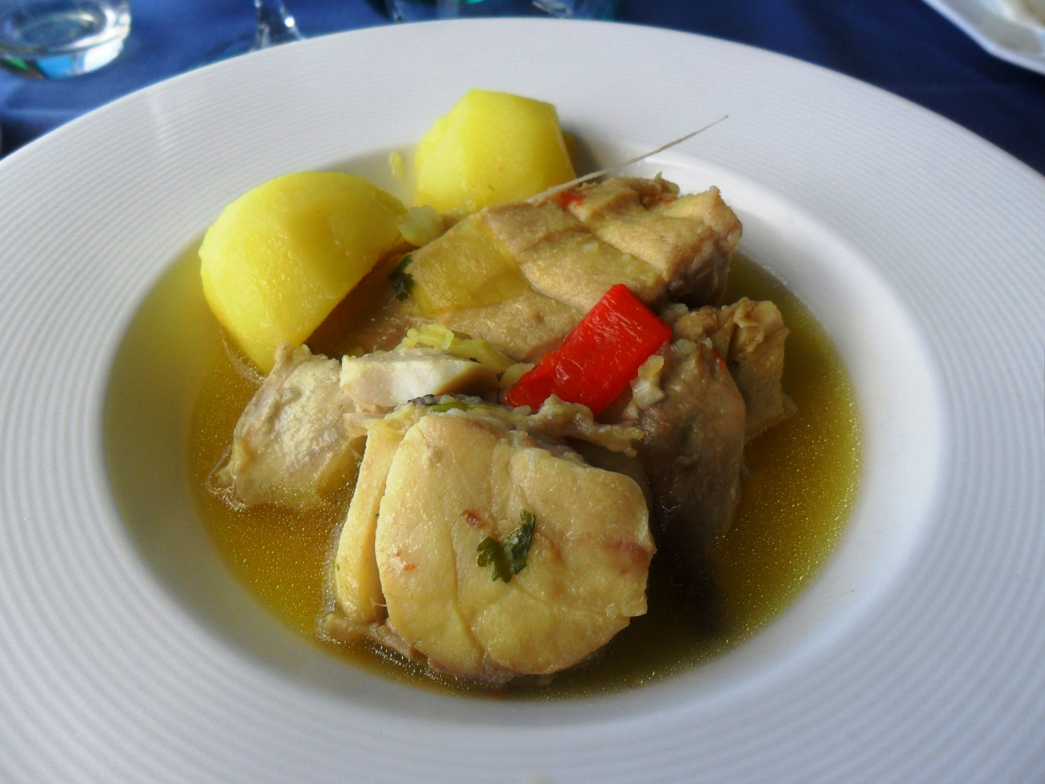 Caldo de pescado