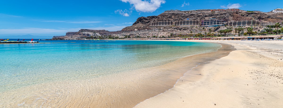 Playa de Amadores