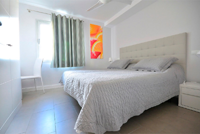 Apartamentos El Yate