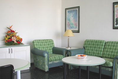 Apartamentos Corona Blanca