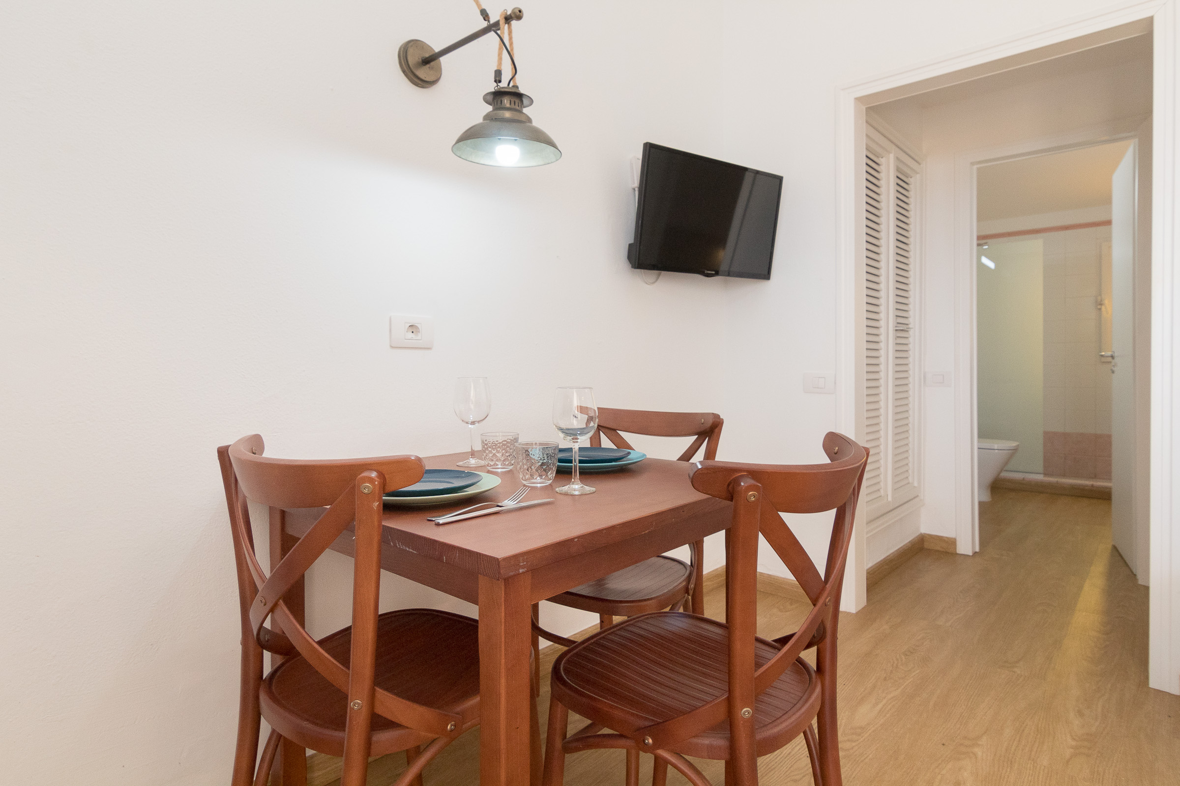 Bungalows Side Shore