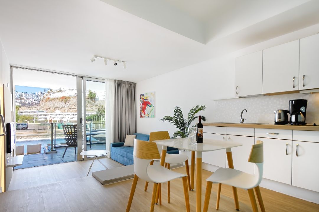 Hotel Morasol Suites