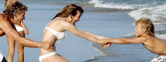 Playing on the beach at Playa del Inglés