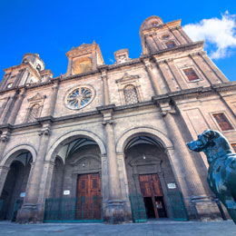 Vue extérieure de la cathédrale