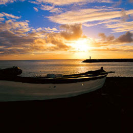 Solnedgång i Aldeas hamn