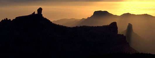 Panoramic view of Roque Nublo and Roque Betayga