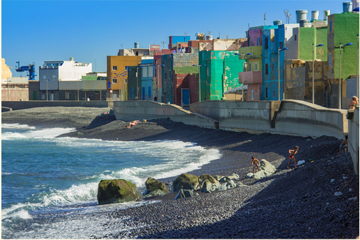 Children playing along the Promenade of San Cristobal