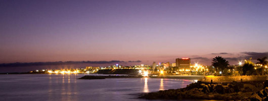 Night views over San Agustín