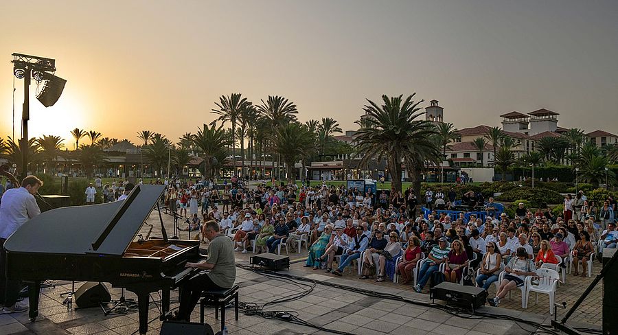 Gran Canaria pone el broche de oro al Festival Internacional Canarias Jazz & Más con tres noches de conciertos en la Plaza de Santa Ana