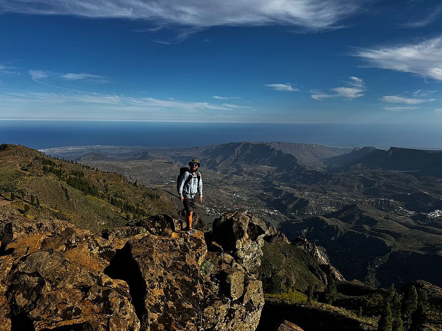 Influencers checos recorren el sendero GR 131 de Gran Canaria en la acción promocional "Caminando entre volcanes"